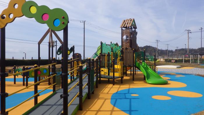 インクルーシブ広場